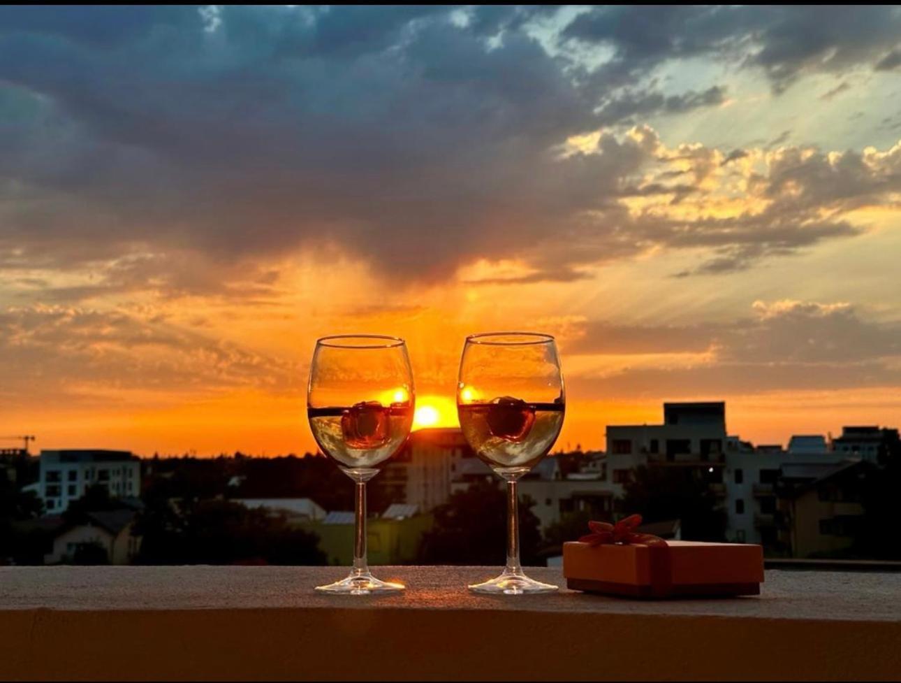 Sunset View Apartament *